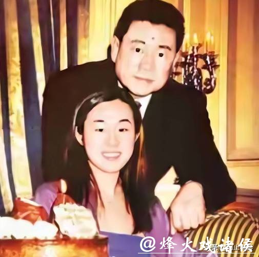 她相貌平平，却拿捏两位千亿富豪，为老头连生两子，现是豪门董事