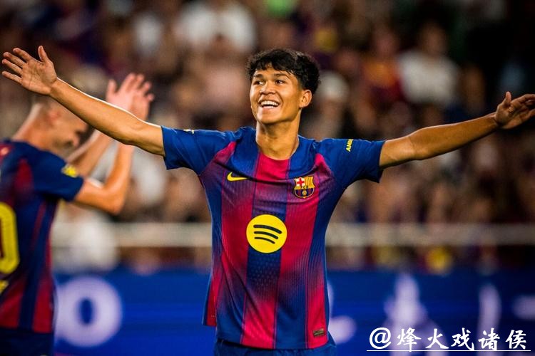 马卡:巴萨允许德罗使用设施进行个人训练,目前转会仍未完成 马卡:巴萨允许德罗使用设施进行个人训练,目前转会仍未完成